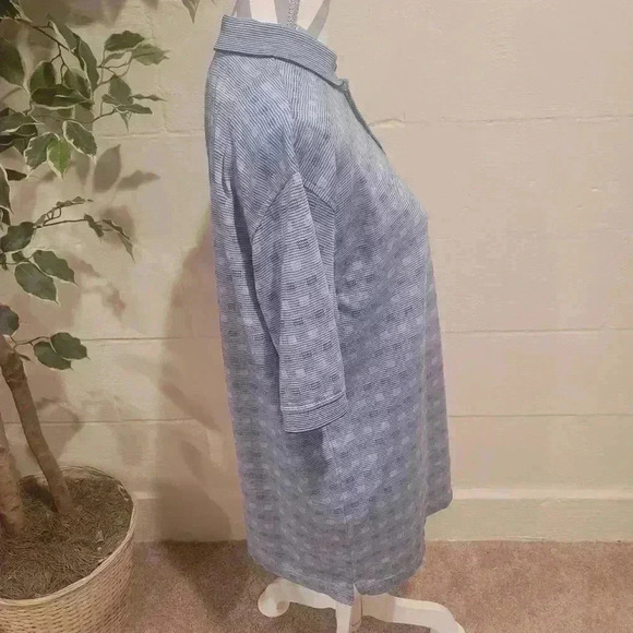 Van Heusen Polo Shirt Men's Large Short Sleeve Spread Collar Blue Checker Lined. - Picture 3 of 6